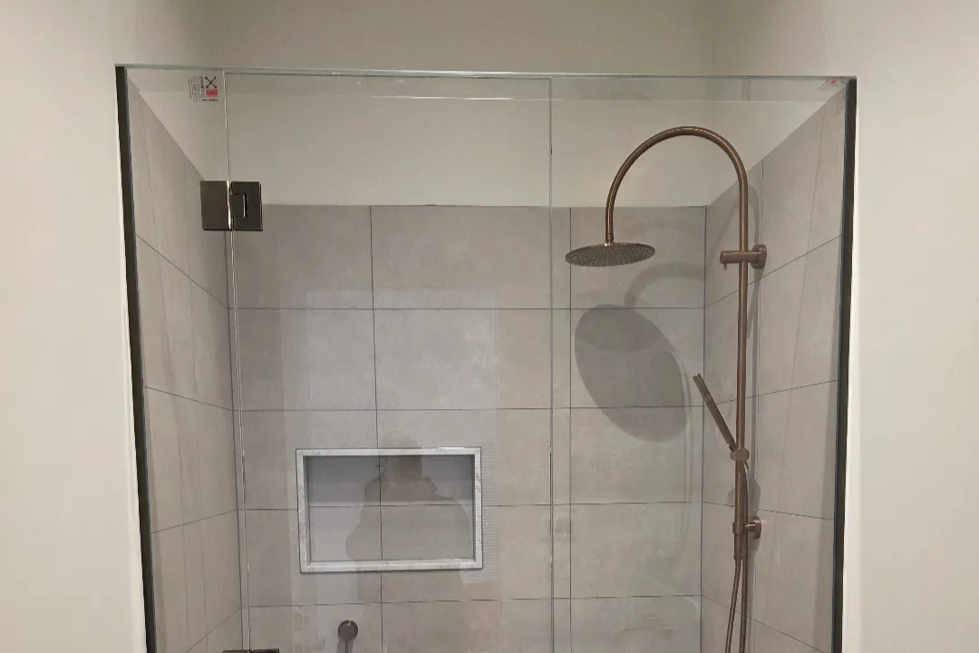 Shower Screens Port Melbourne
