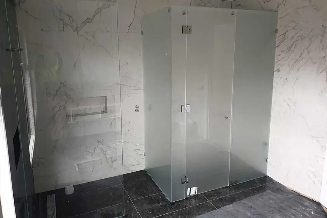 Shower Screens Port Melbourne